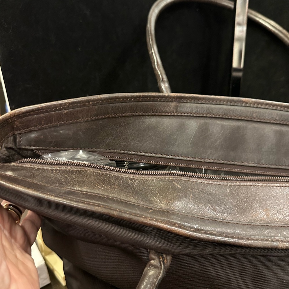 Gucci Dark Brown  Tote Bag with Leather Handles - Picture 8 of 16